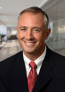 Headshot of EIC Board Member Scott Hallam